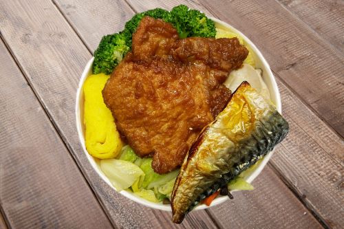 海陸雙饗便當